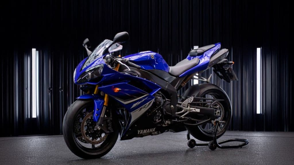 YAMAHA YZF-R1