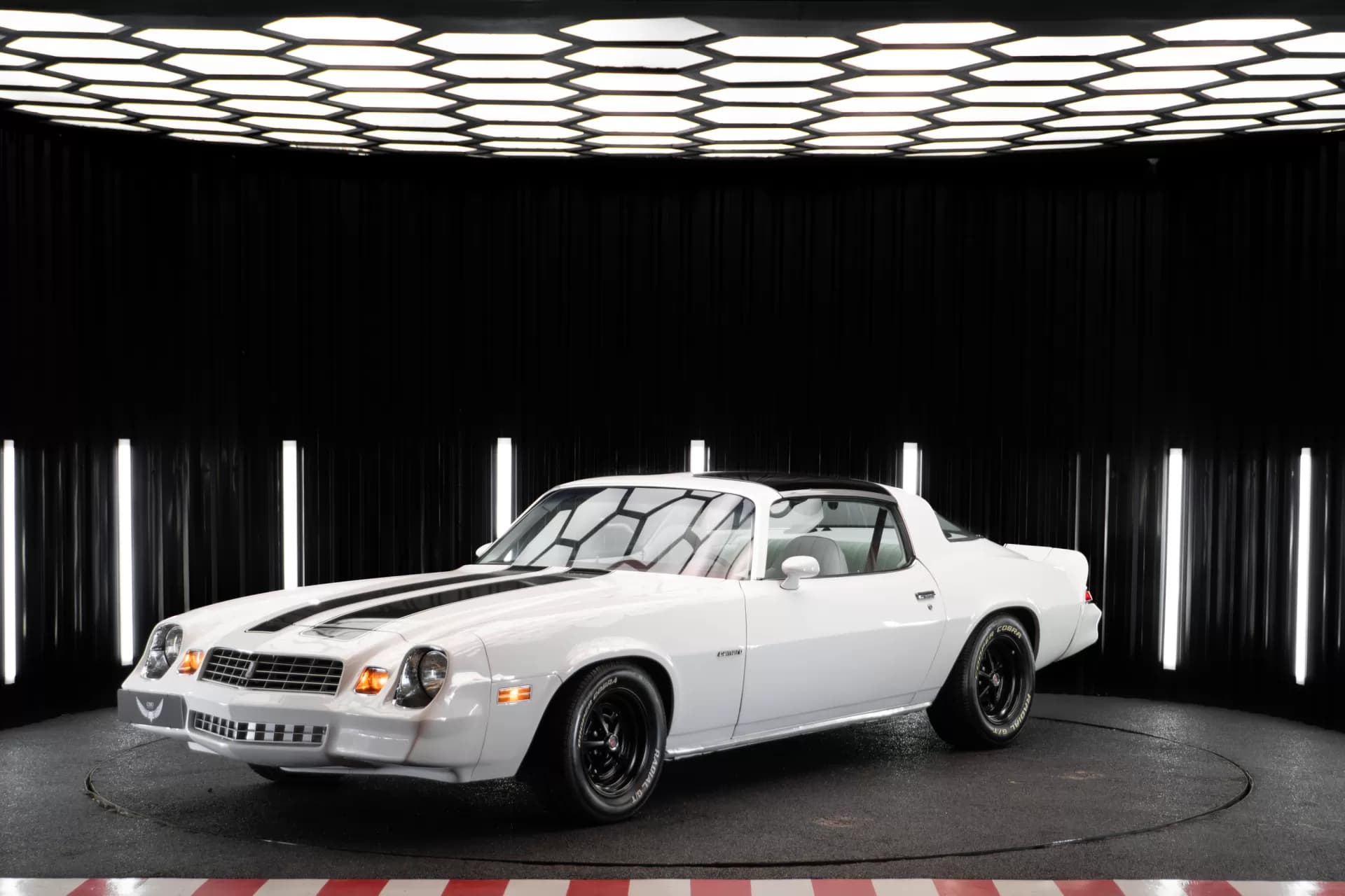 CHEVROLET CAMARO 5.0 Z-28 COUPÉ V8 GASOLINA 2P AUTOMÁTICO